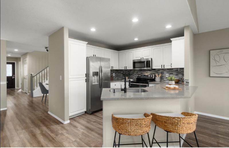 1328 Ne Parkside Dr - Photo 5 of 20