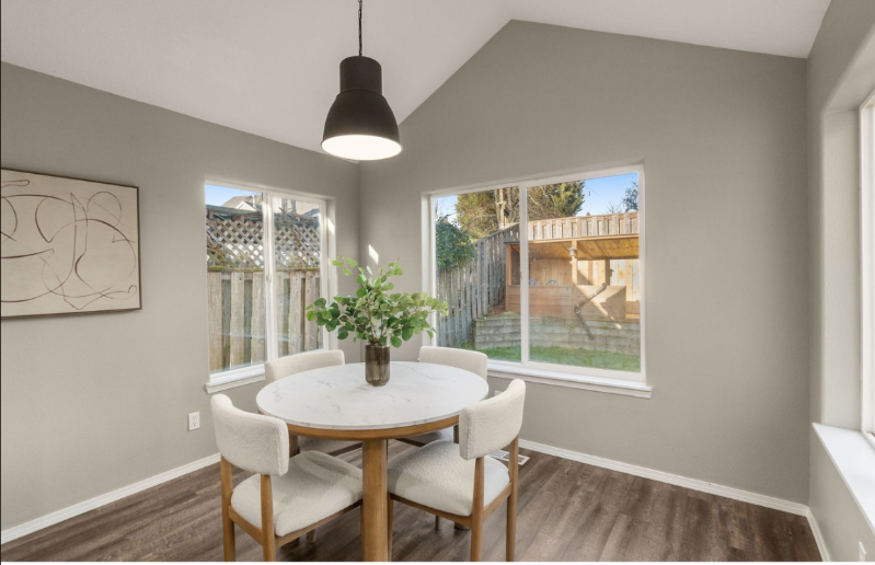 1328 Ne Parkside Dr - Photo 7 of 20