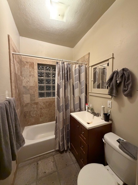 1624 E 7th St - Photo 7 of 10