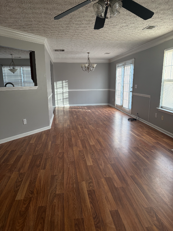 1211 Matt Moore Ct - Photo 4 of 6