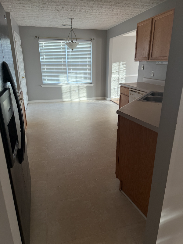 1211 Matt Moore Ct - Photo 5 of 6