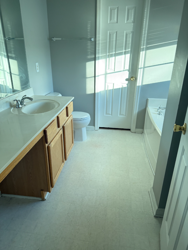 1211 Matt Moore Ct - Photo 2 of 6