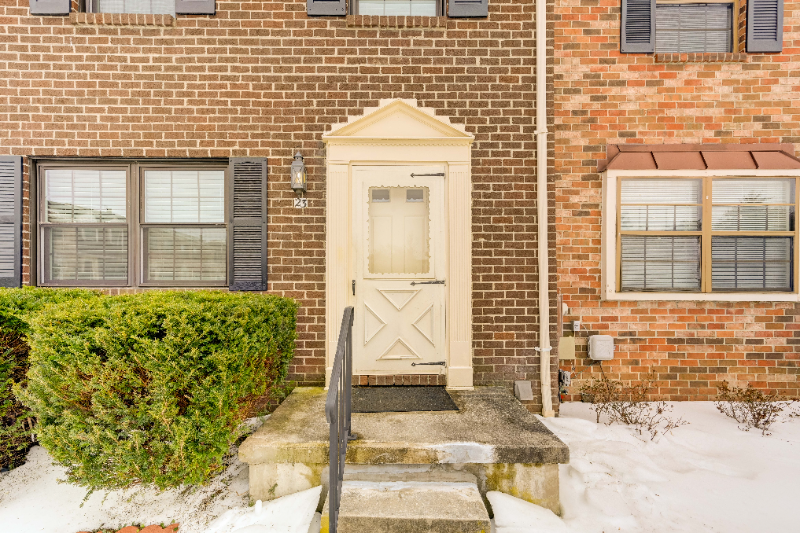 23 Brucester Bridge Ct - Photo 2 of 20