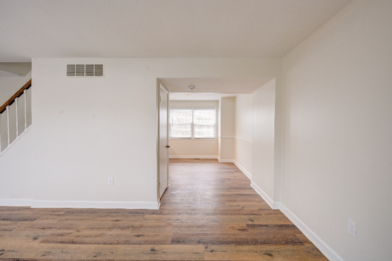 23 Brucester Bridge Ct - Photo 4 of 20