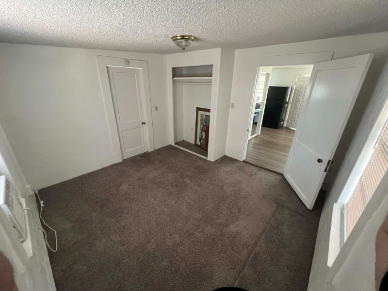 1609 Granada Ave - Photo 2 of 9