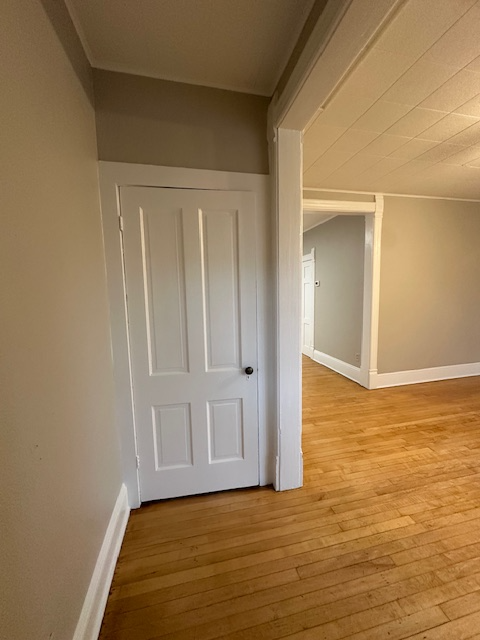 2527 S Howell Ave #2527LOWER - Photo 2 of 20