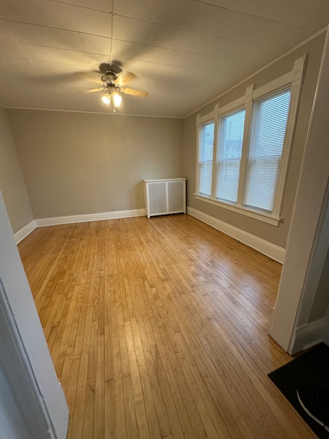 2527 S Howell Ave #2527LOWER - Photo 3 of 20