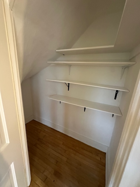 2527 S Howell Ave #2527LOWER - Photo 5 of 20