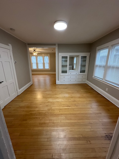 2527 S Howell Ave #2527LOWER - Photo 7 of 20