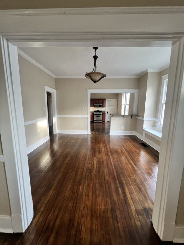 1994 Manila Ave - Photo 6 of 15