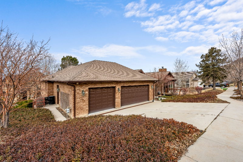 6532 S Heughs Canyon Dr - Photo 2 of 17