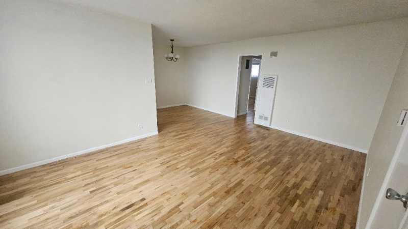 1201 N Ogden Dr #3 - Photo 4 of 18