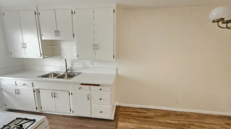 1201 N Ogden Dr #3 - Photo 7 of 18