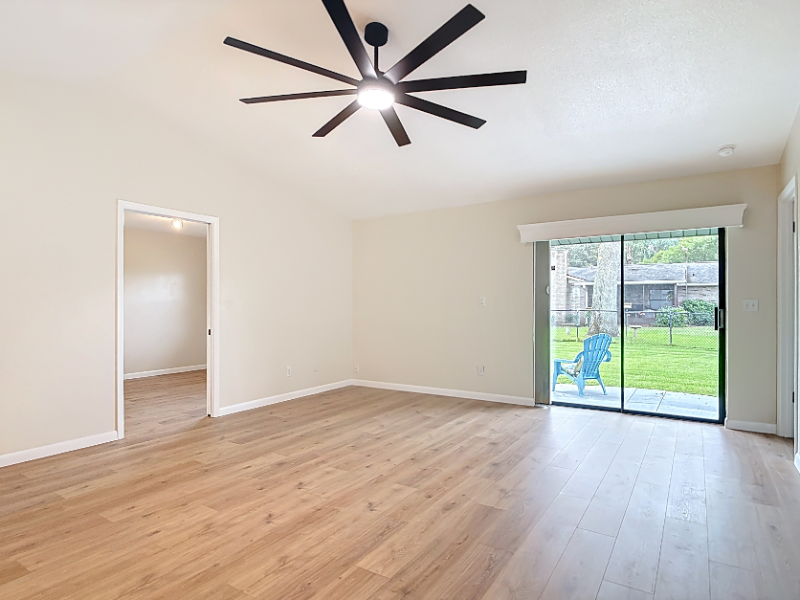 105 Powderhorn Ct - Photo 3 of 20