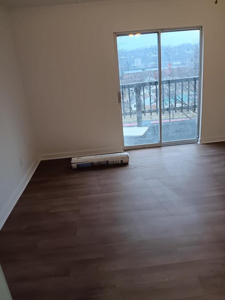 1221 Stuart St #B - Photo 6 of 11