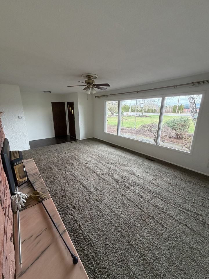 6209 Northwest Dr #1 - Photo 4 of 25