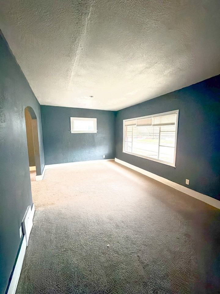 14011 Roselawn St #1 - Photo 3 of 11