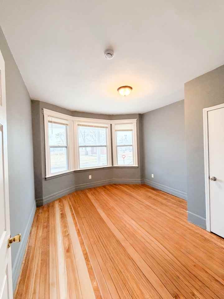 4426 Mcgraw St #1 - Photo 2 of 23