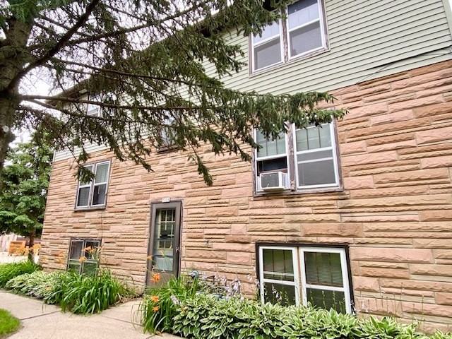 2006-2012 Parmenter St - Photo 2 of 25