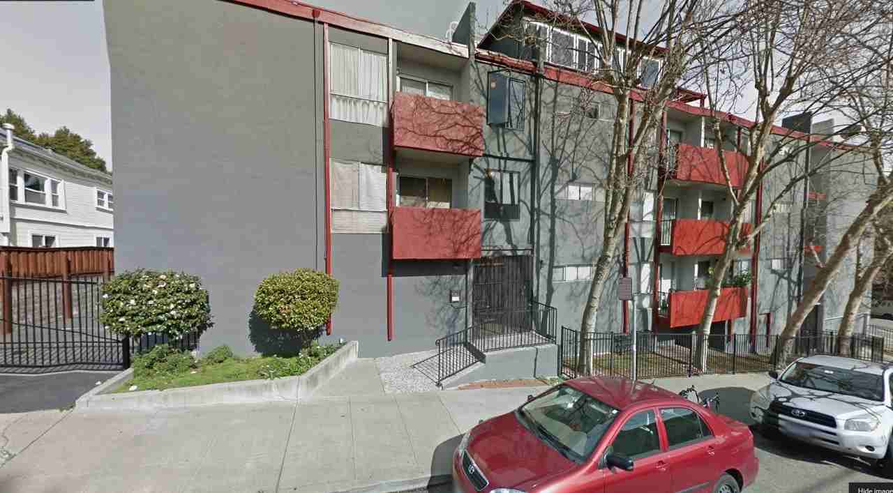 Garland - Photo 6 of 6