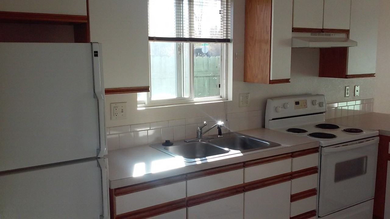 2615 4th Street - Photo 2 of 10