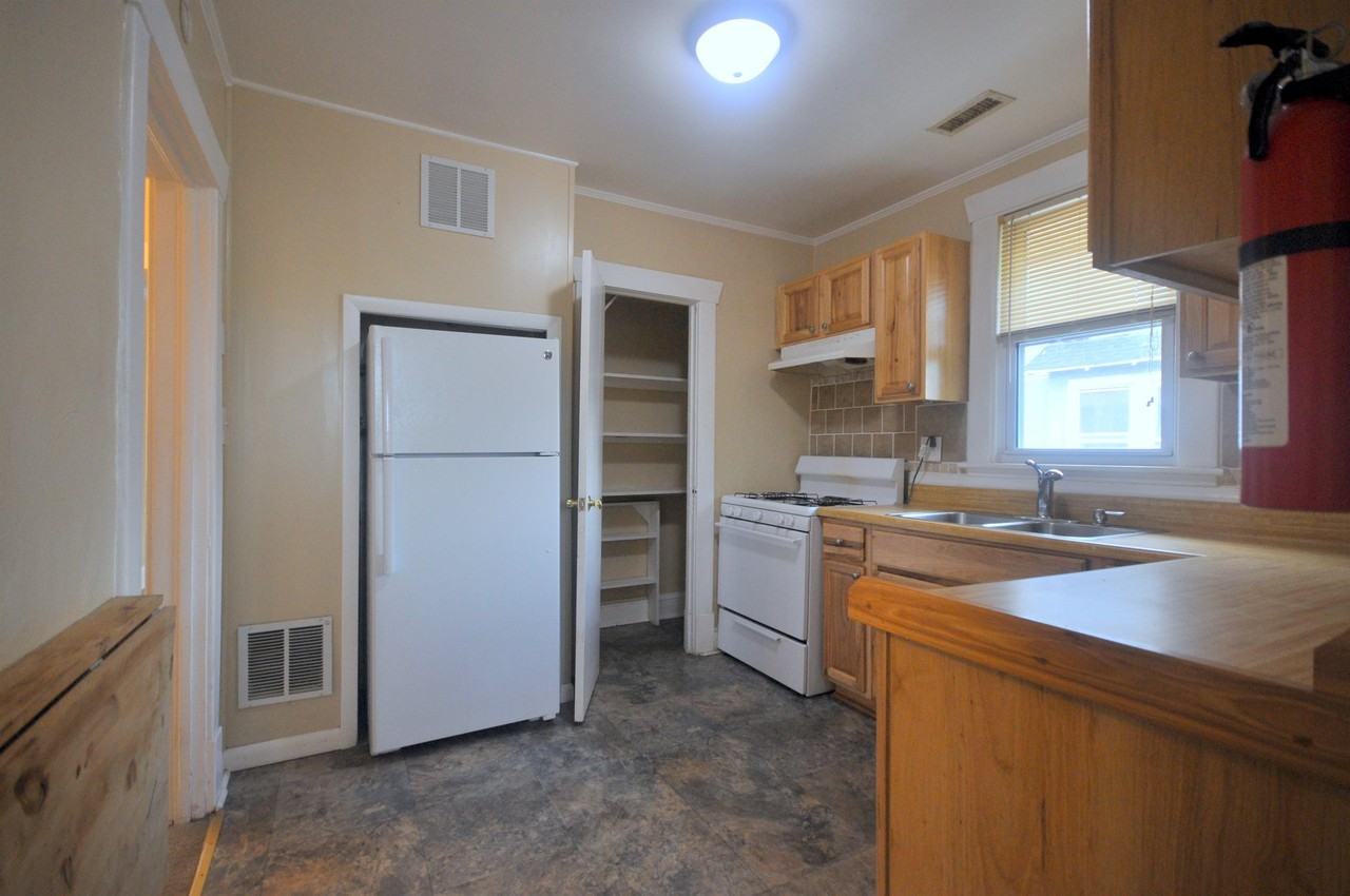 440 New York Avenue - Photo 3 of 41