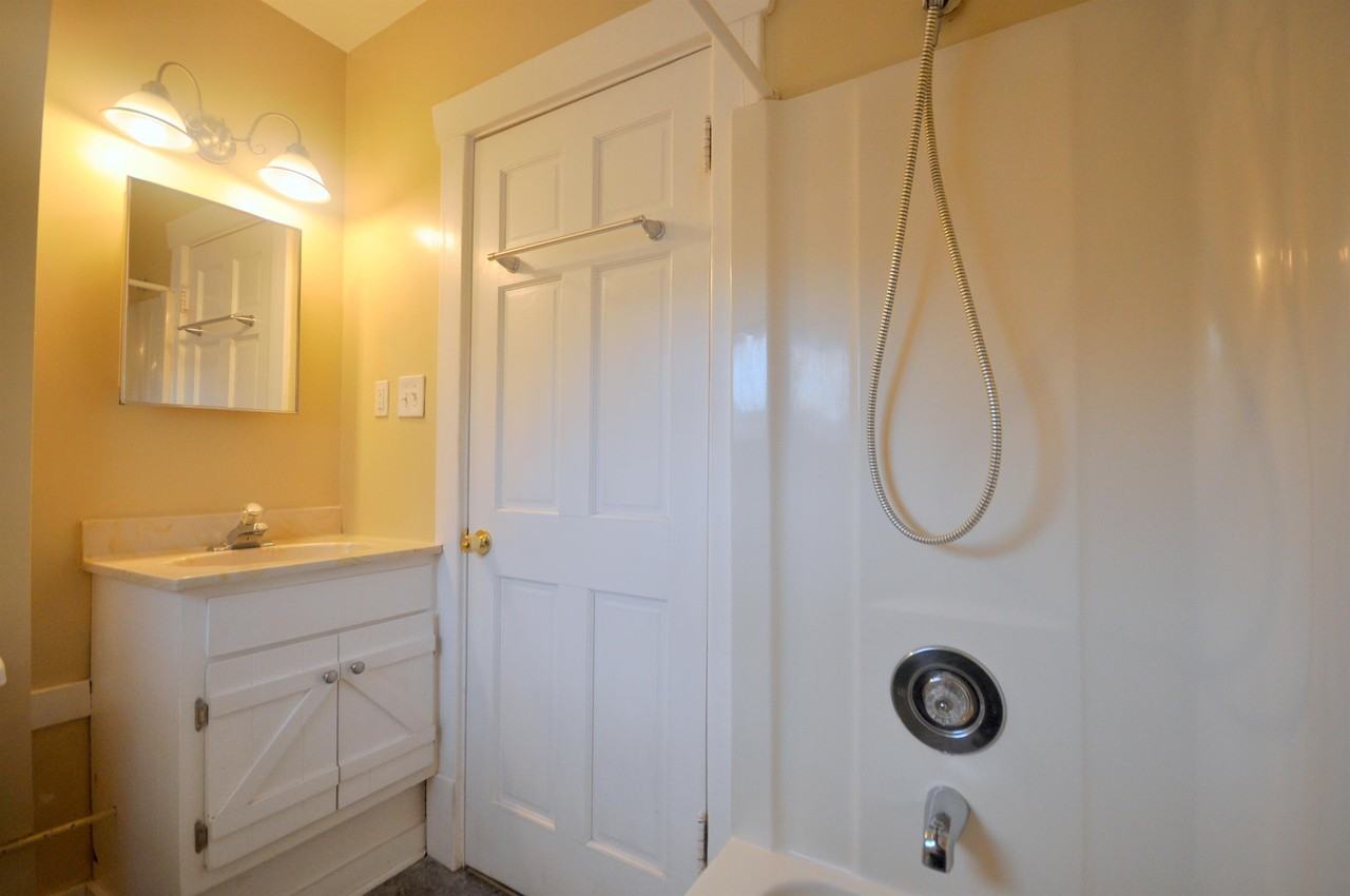 440 New York Avenue - Photo 7 of 41