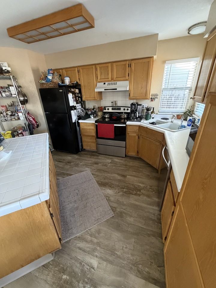 4268 Stoneridge Dr #1 - Photo 7 of 31