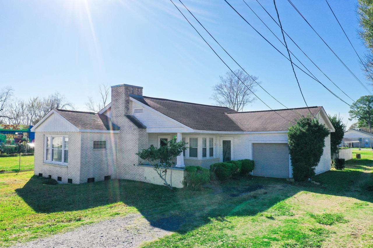 196 Louisiana Street - Photo 2 of 9