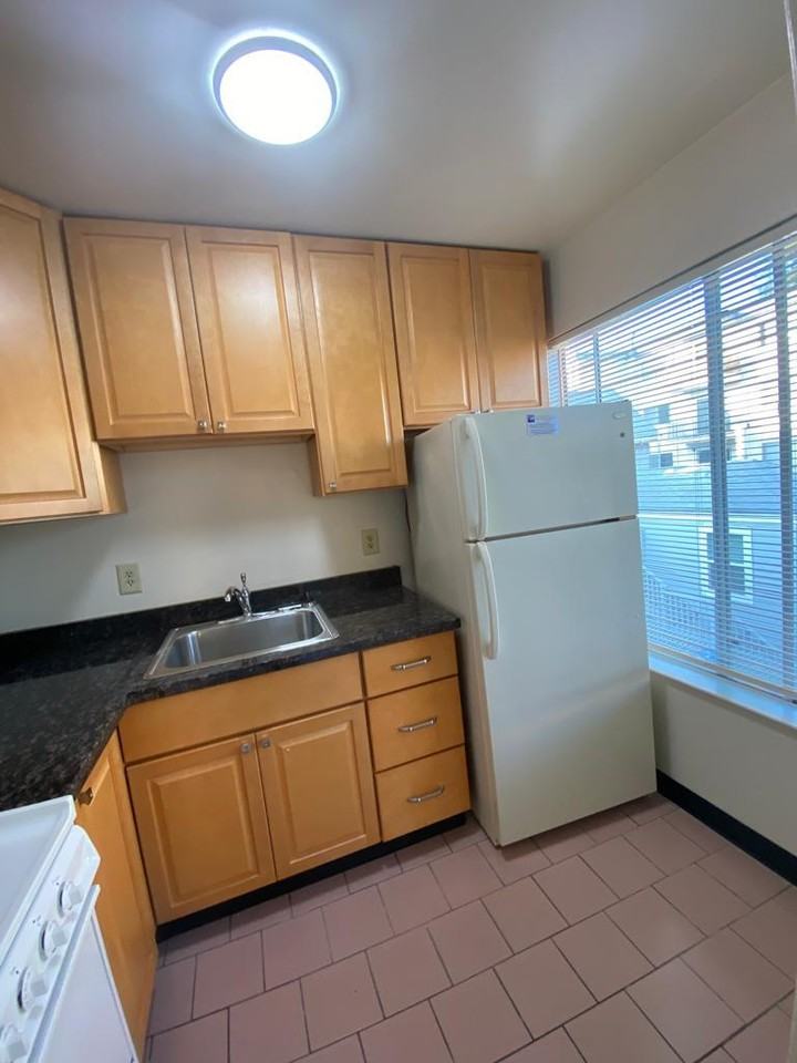 2218 Haste Street - Photo 4 of 26