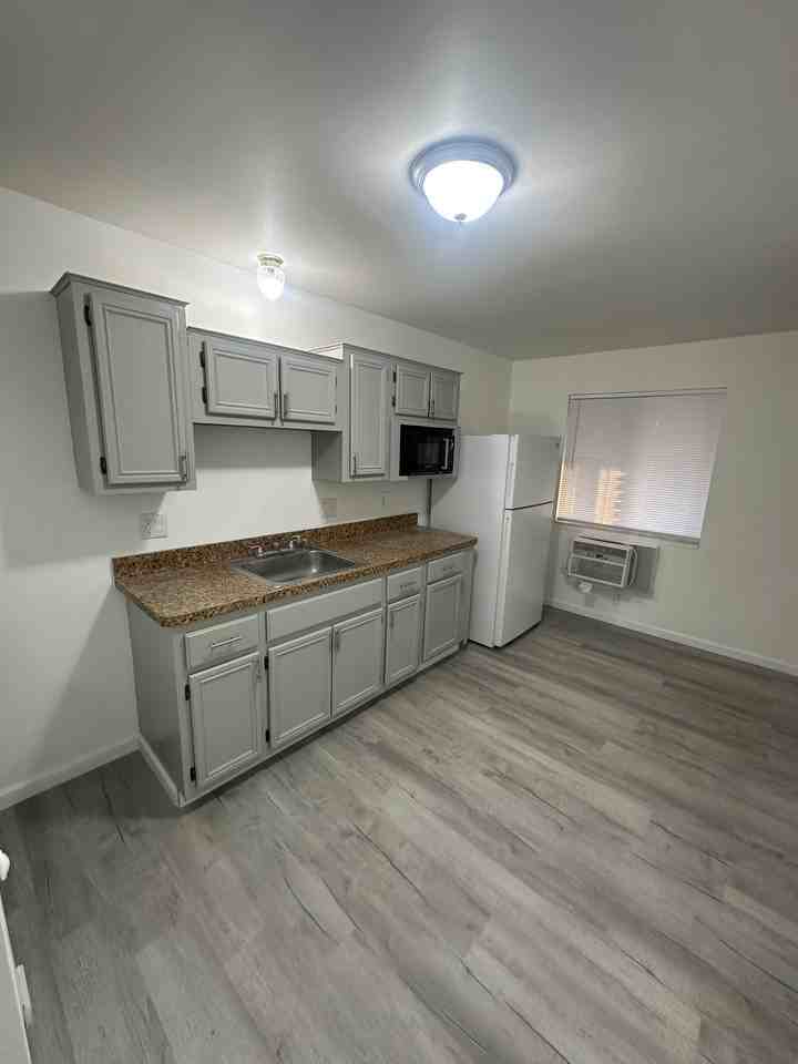 60 Logan Street - Photo 3 of 8