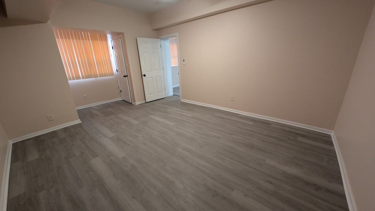 5459 South Everett Avenue - Photo 7 of 9