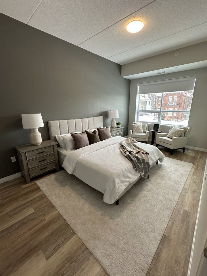 245 Drew St - Photo 4 of 9