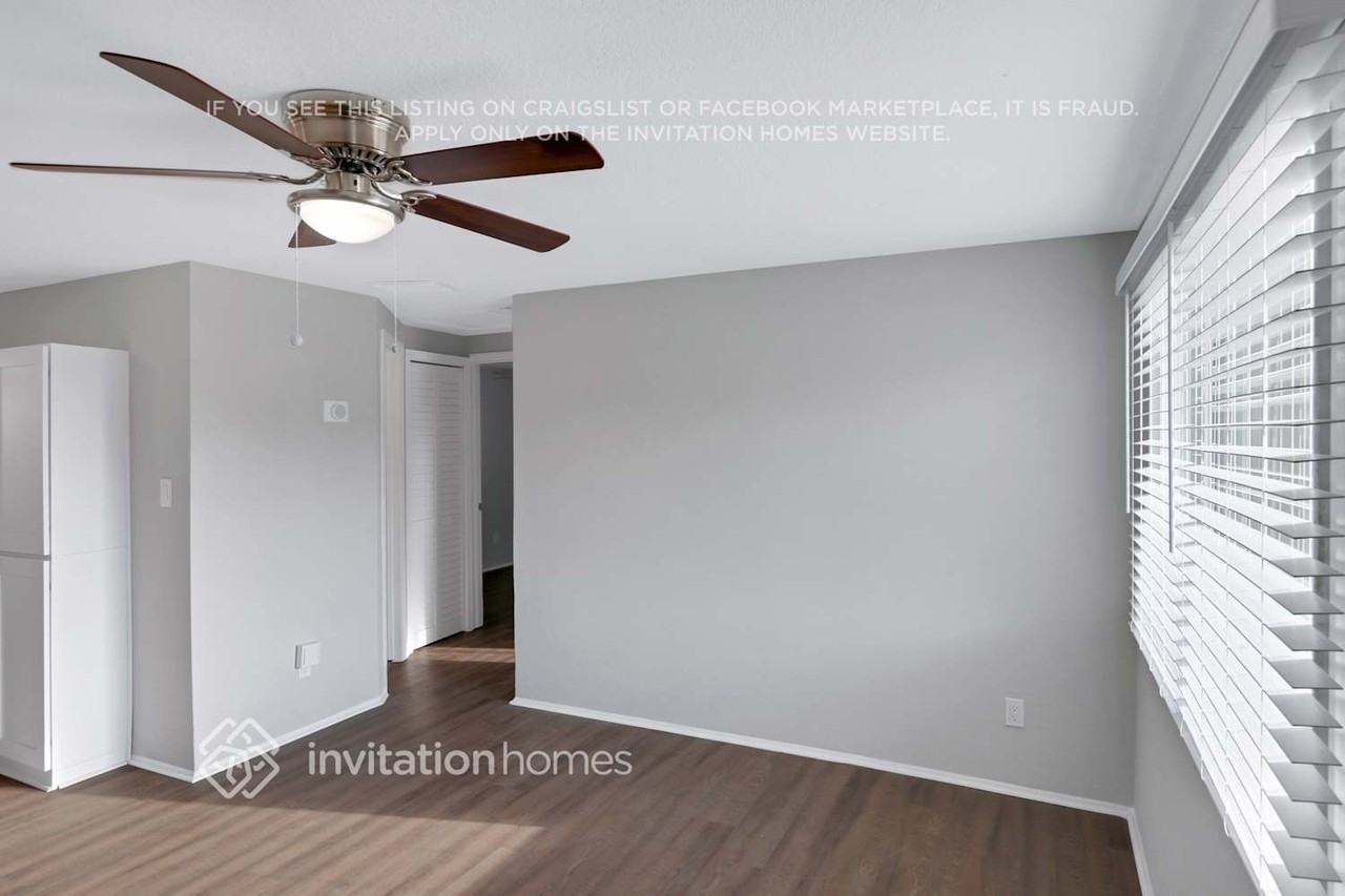 11630 106th St - Photo 5 of 19