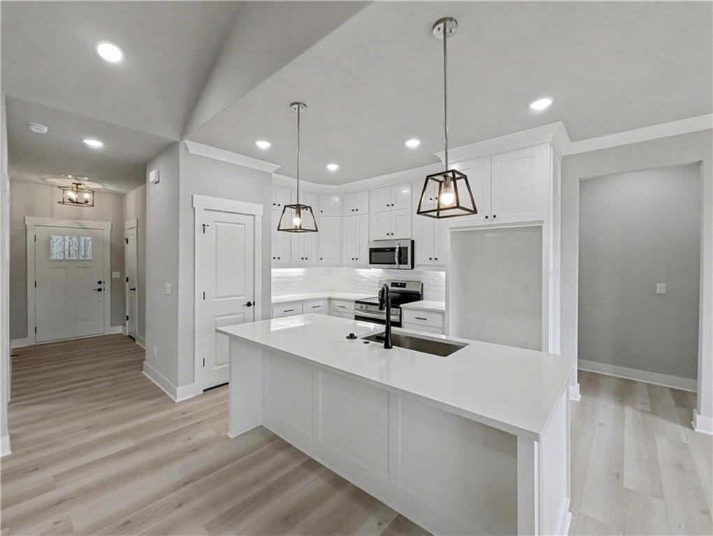 52 Claxton Dr - Photo 5 of 26