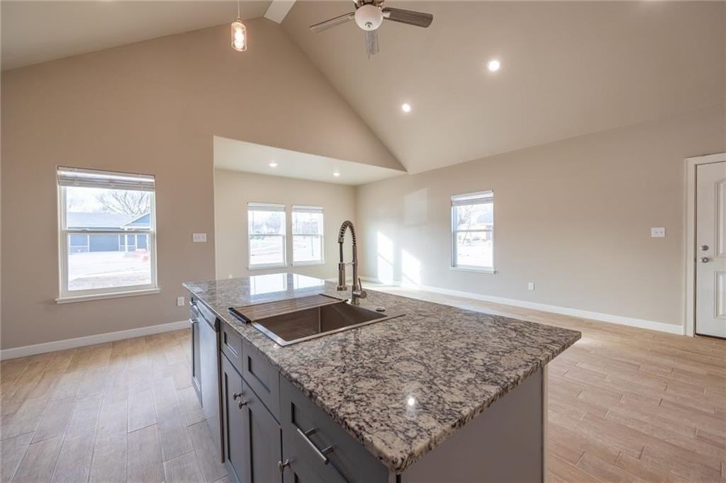 809 Valley Oaks Ln - Photo 6 of 25