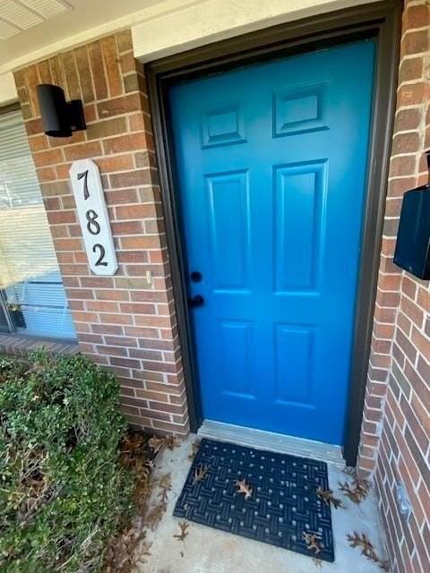 782 N Storer Ave - Photo 3 of 15