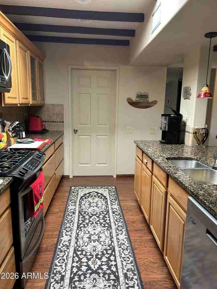 1172 W Mountain Vw - Photo 7 of 35