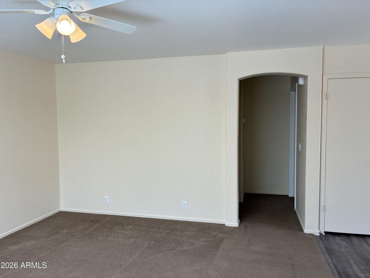 16545 N 157th Ave - Photo 6 of 30