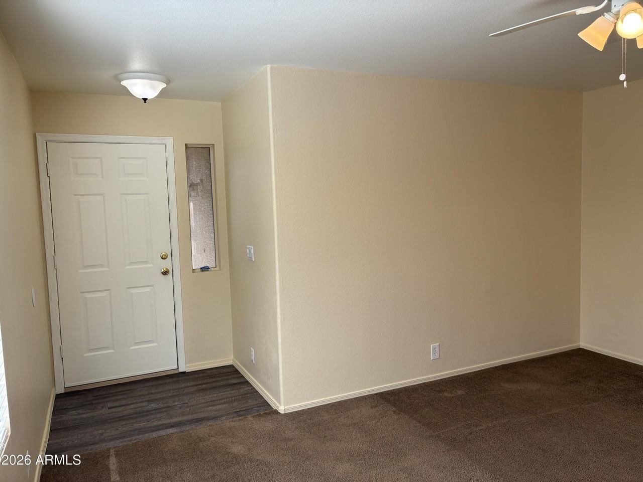 16545 N 157th Ave - Photo 7 of 30