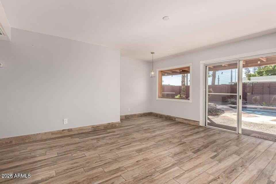 307 W Santa Cruz Dr - Photo 3 of 15