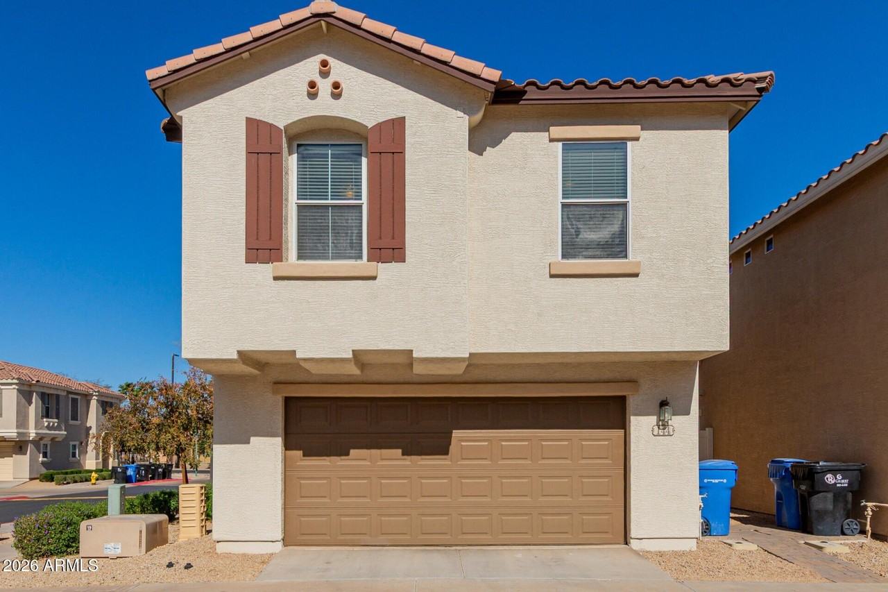 144 W Campbell Ct - Photo 3 of 24