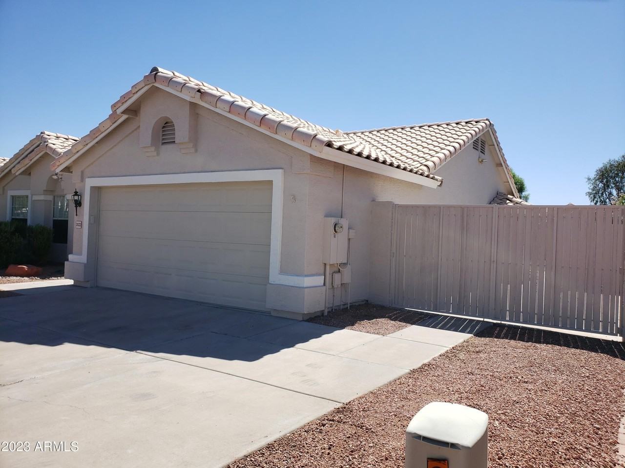 20222 N 61st Ave - Photo 6 of 45