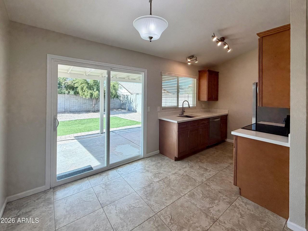 20242 N 30th Dr - Photo 4 of 16