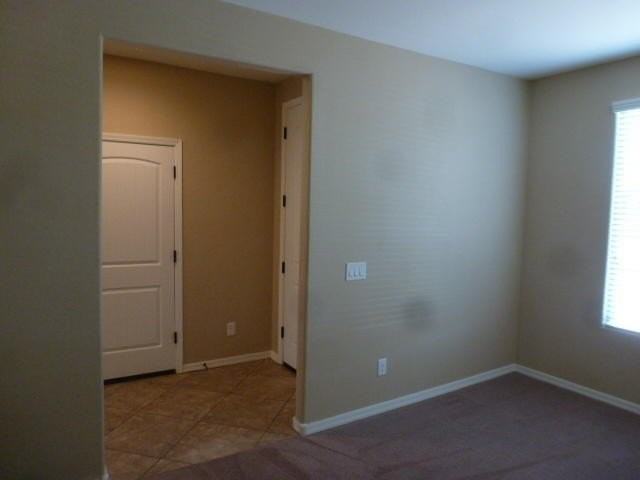 2057 W Kenton Way - Photo 4 of 40