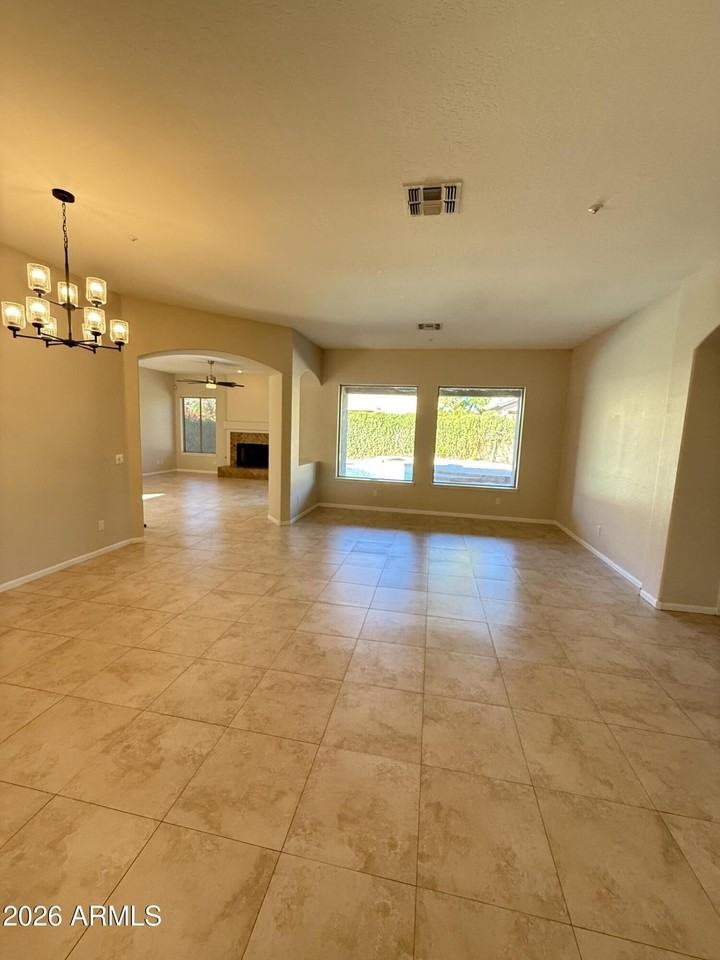 7670 E Quill Ln - Photo 7 of 20