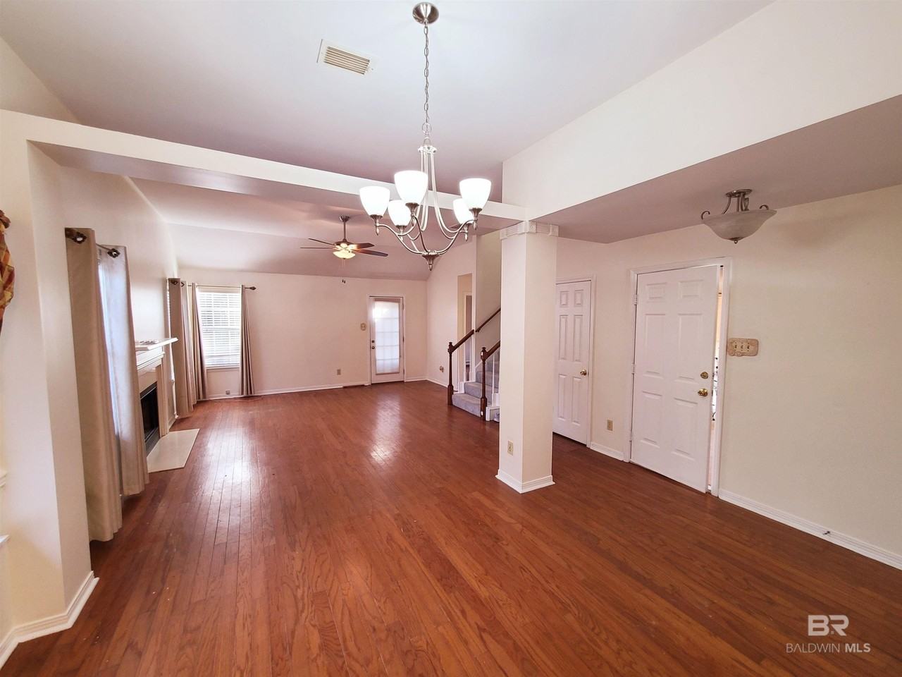 123 Melanie Loop - Photo 4 of 17