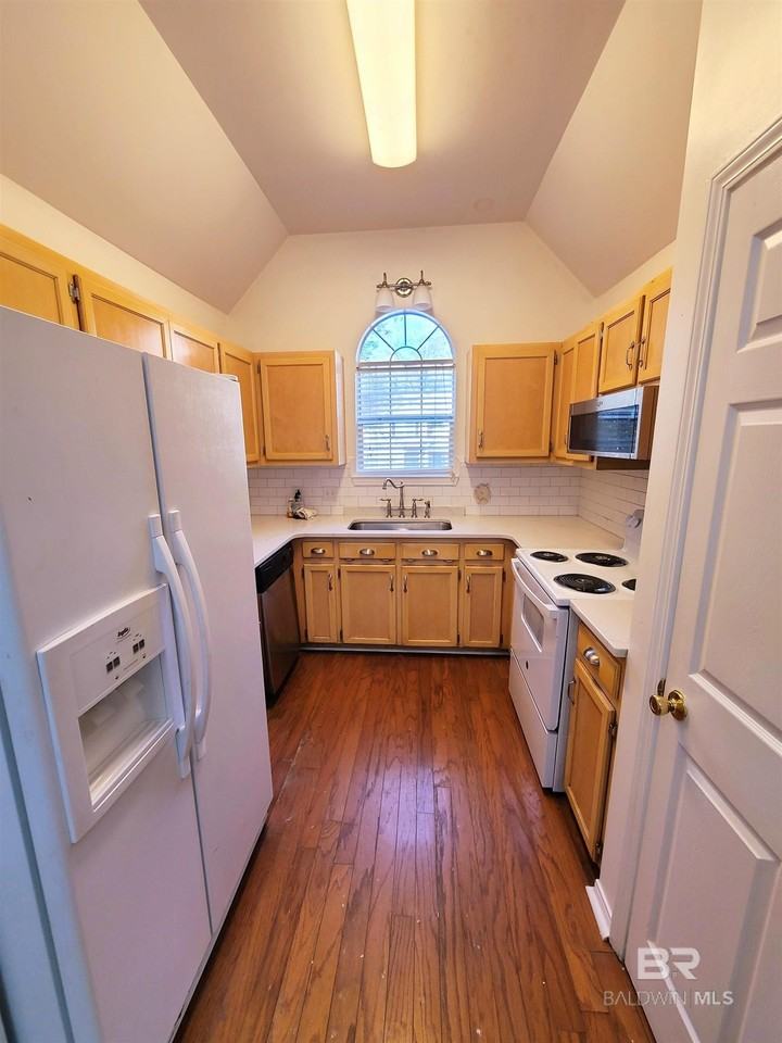 123 Melanie Loop - Photo 6 of 17