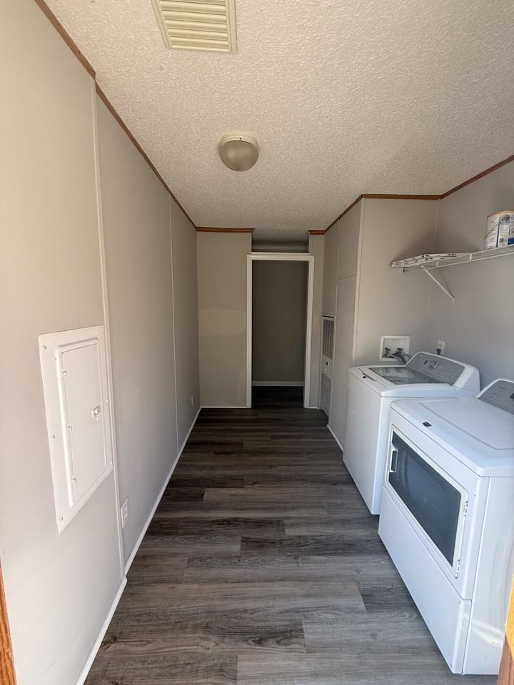 83 Troon Dr #1 - Photo 5 of 11