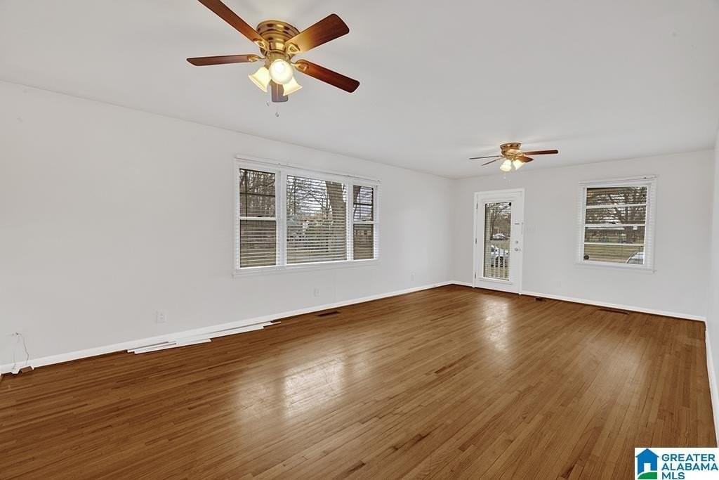 126 E Jones Ct - Photo 4 of 35